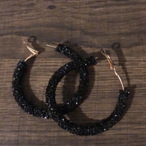 Earring bundle - Picture 3 of 3